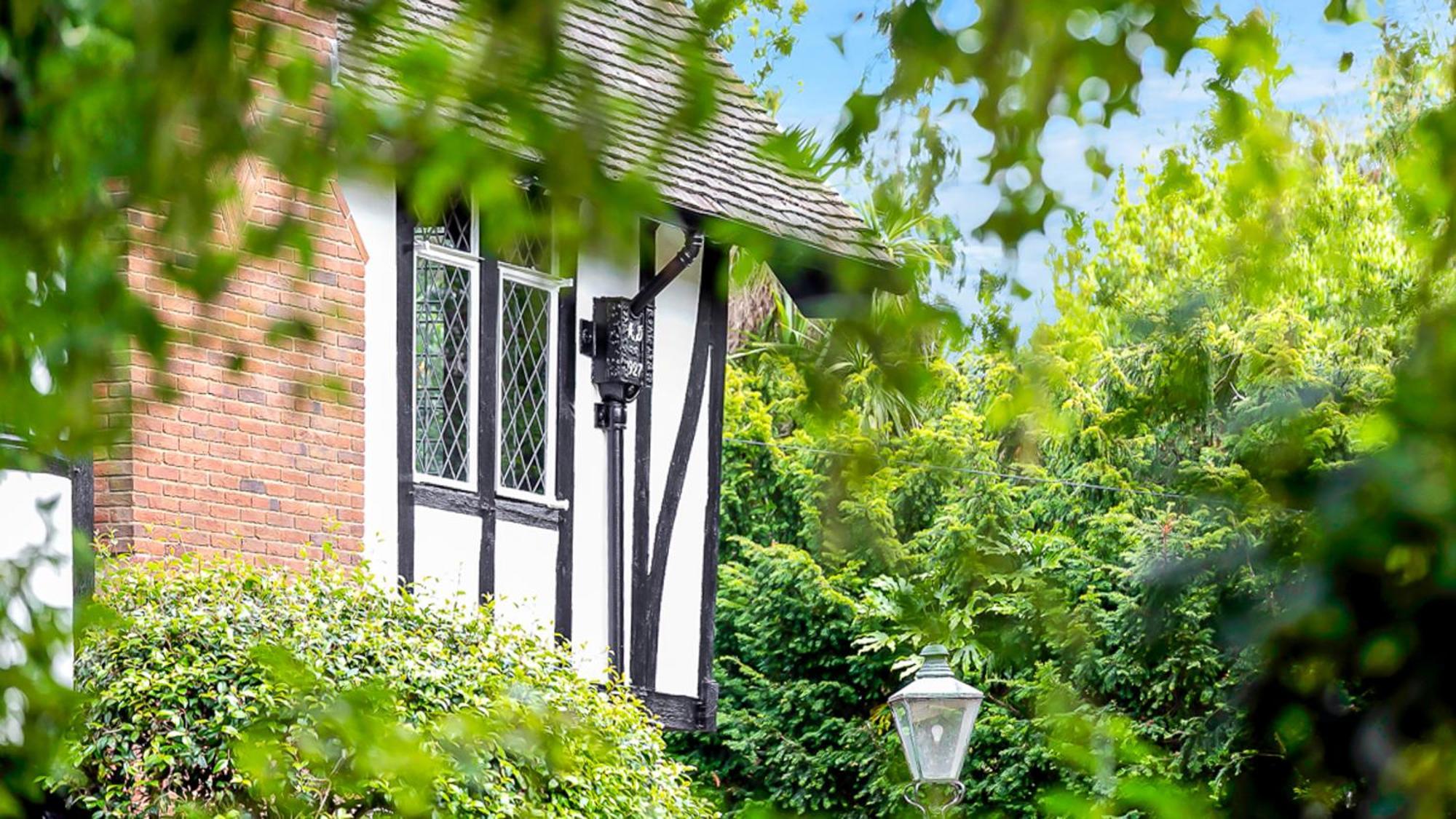 Tudor Grange Bournemouth Exteriör bild